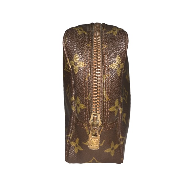 Louis Vuitton Monogram Trousse De Toilette - Picture 3 of 10